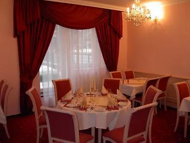 Bohemika 3*